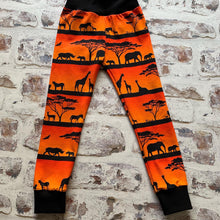 Load image into Gallery viewer, Leggings