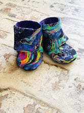 Load image into Gallery viewer, Stay on booties