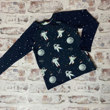 Load image into Gallery viewer, Raglan T